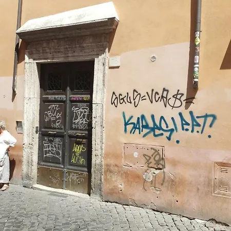 Sui Tetti Di 2 * Rom